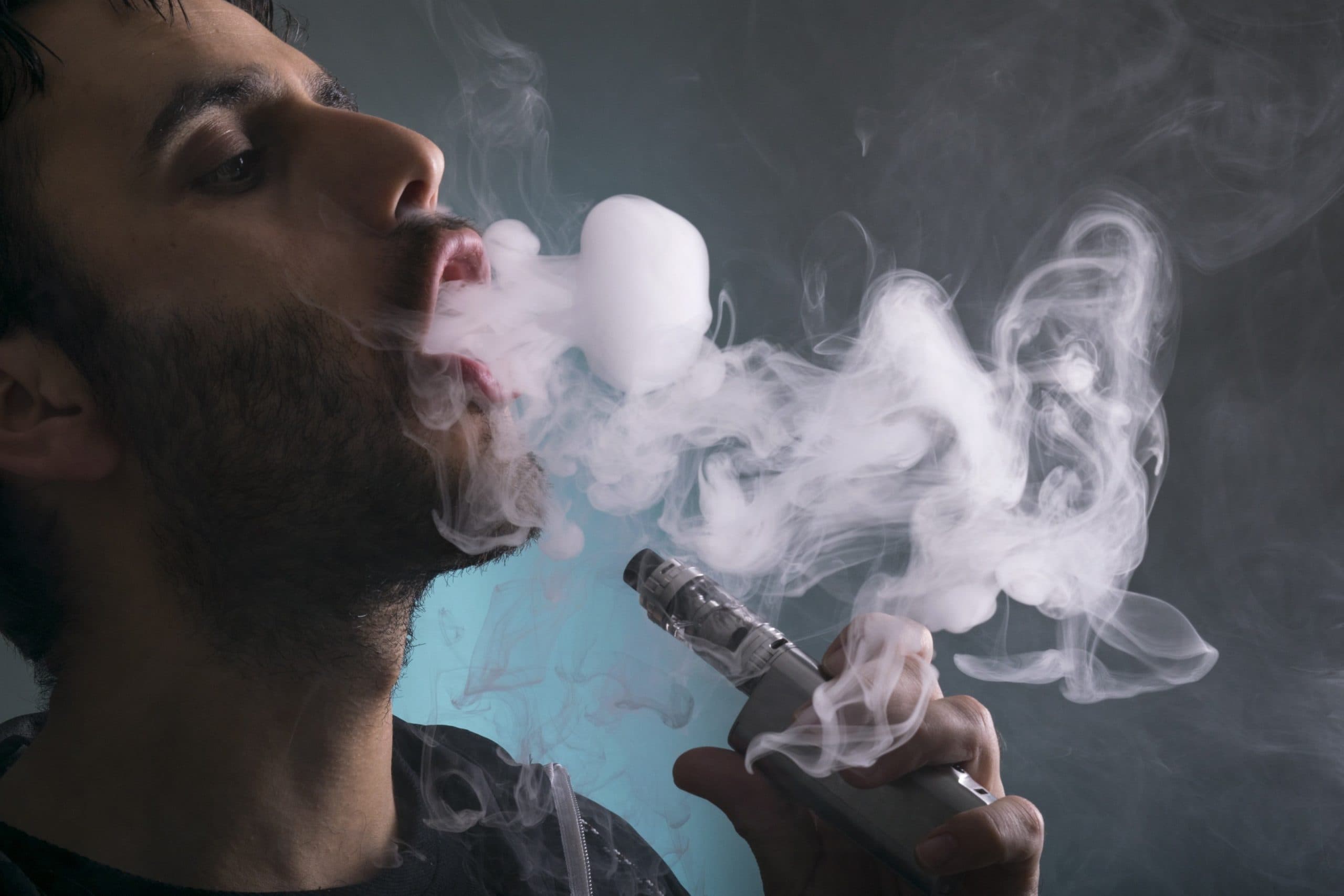 Florida Man Dies In Vape Pen Explosion The Dangers Of Vape Pens